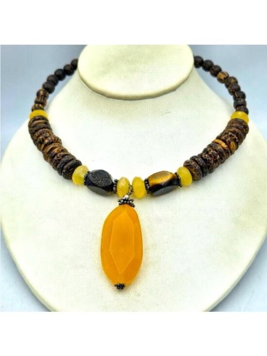 Silpada Jewelry - Silpada Honey Jade Tigers Eye Sterling Retired Necklace